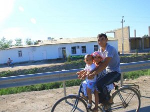 TELEWIZORDA WELOSIPED MODA, KÖÇEDE BOLSA MAŞYN