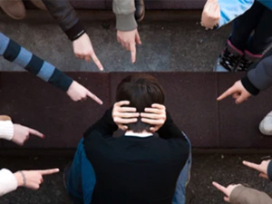 caganyzyn bulling edilyanini nadip bilmeli